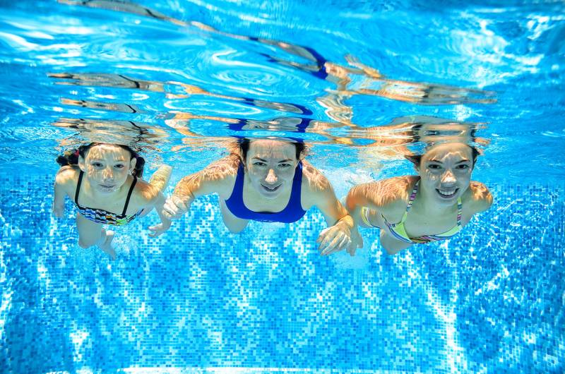 Qui peut rénover complètement ma piscine dans les Bouches-du-Rhône à Istres proche de Salon-de-Provence en région sud